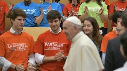 #Synod2018. Unga och gamla med påven Franciskus
