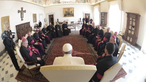 Il Papa in Romania per dare nuovo impulso all'unità e alla ricerca del bene comune