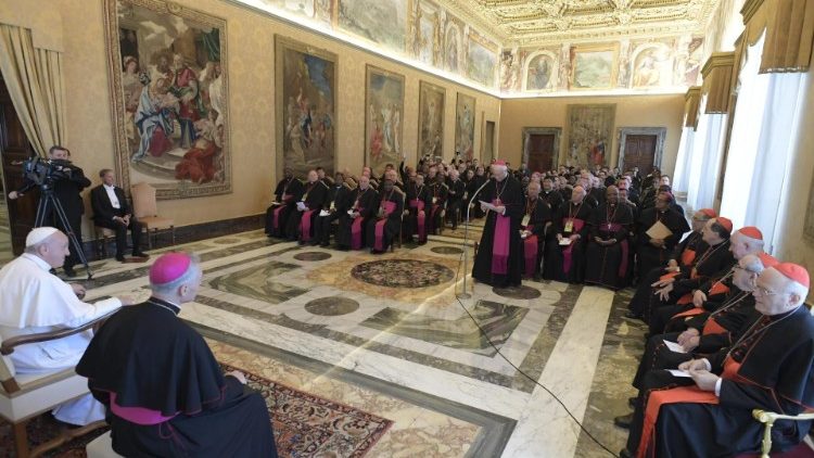 2018-11-10-plenaria-pontificio-comitato-congr-1541846907325.JPG