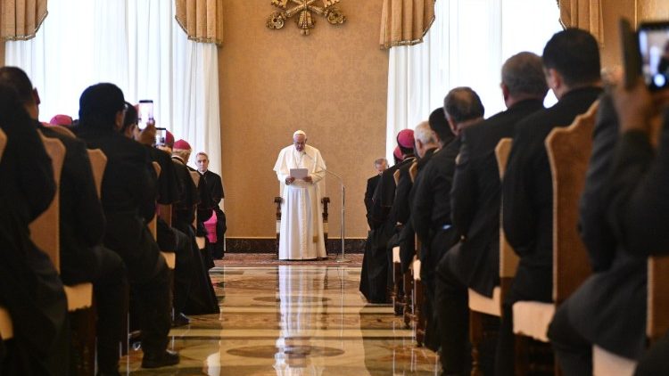 Папа Франциск с Папския комитет за Международните евхаристийни конгреси