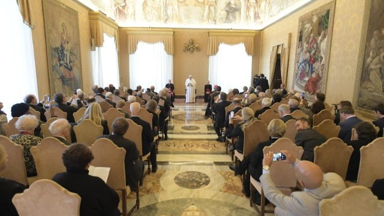  Popiežius kalba akademijos nariams