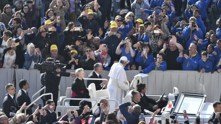 Pope Francis arrives in St Peter's Square for the weekly General  Audience