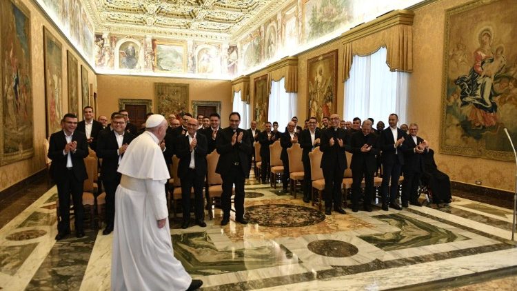 Papa Francesco e i seminaristi dell'arcidiocesi di Agrigento