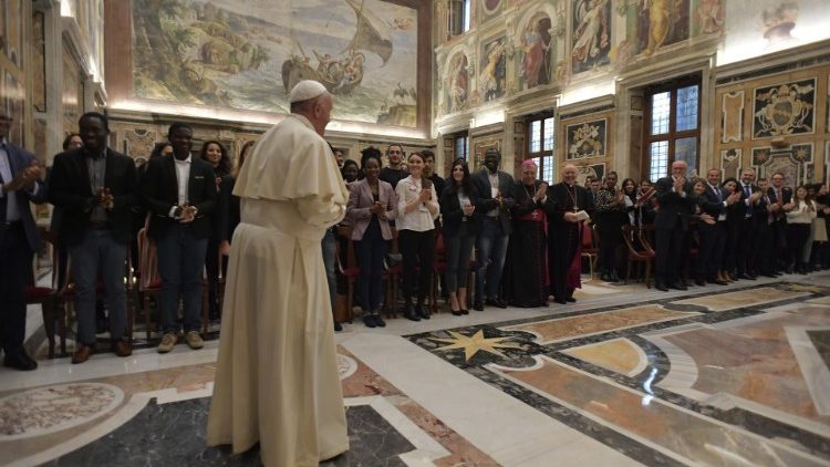 Pope meets with the Citadel of Peace Association 