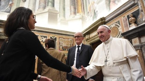 Papst Franziskus: Welt braucht eine neue Friedensmentalität