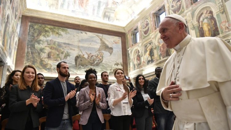 Папата се срещна с асоциация "Рондине - цитадела на мира", 3 декември 2018