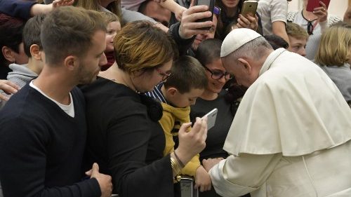 Generalaudienz mit Papst Franziskus: Neue Katechesenreihe zum Vaterunser