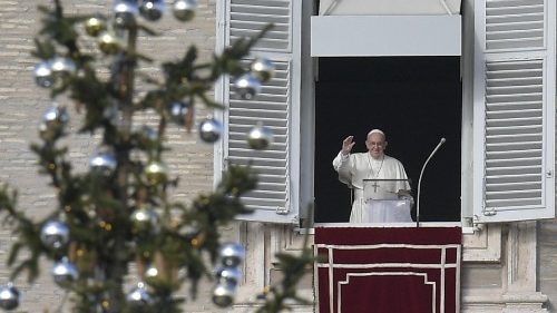 Angélus: le Pape invite à entreprendre un chemin de conversion