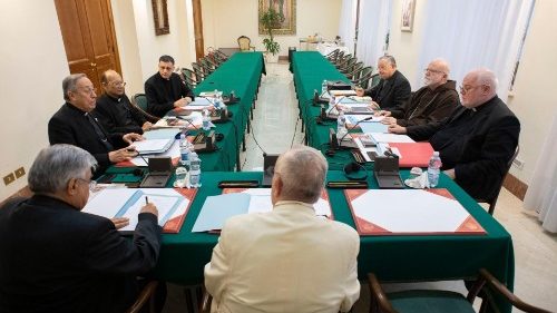 Il Papa apre una nuova riunione del Consiglio dei Cardinali