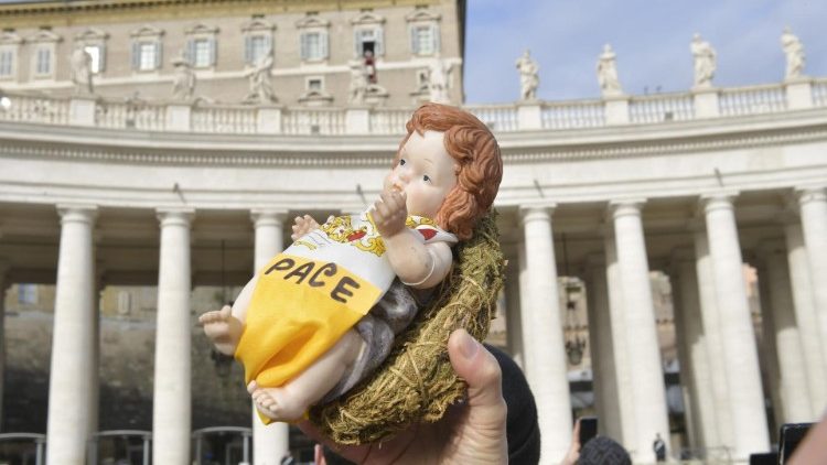  Benedizione dei Bambinelli in Piazza San Pietro
