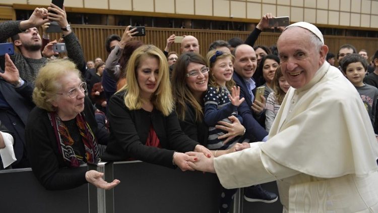 Pope greeting Vatican employees and their families on December 21, 2018. 