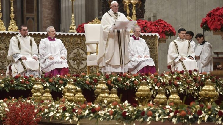 Папа проповідує під час різдвяної Святої Меси
