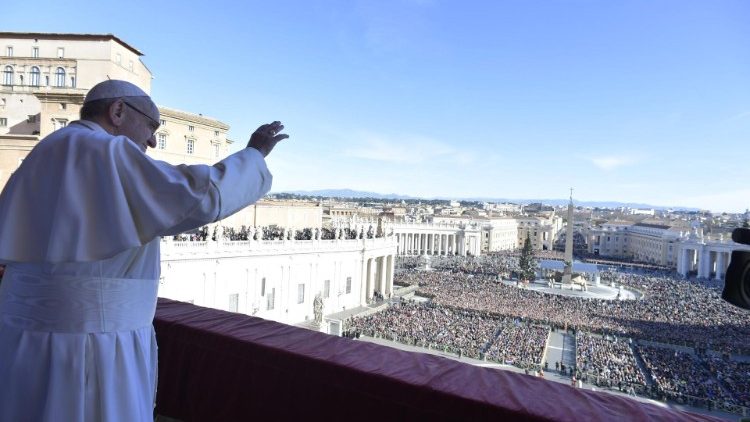 教宗方济各发表圣诞文告并降福罗马城和全世界