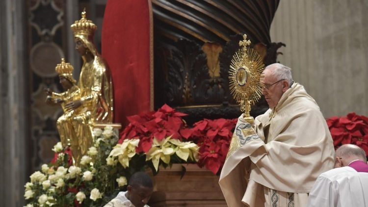 Pope Francis blesses those present for the celebration Evening Prayer, and the singing of the Te Deum on New Year's Eve.