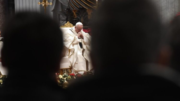 Papst Franziskus bei der Heiligen Messe im Petersdom