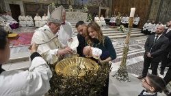 2019-01-13-santa-messa-con-battesimi-neonati-1547371729916.JPG