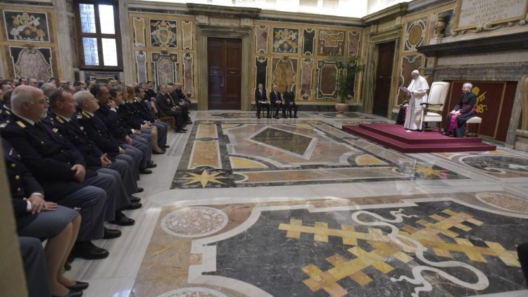 Аудиенция на папата с Инспектората по Обществената сигурност към Ватикана