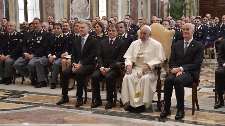 Popiežiaus audienija Italijos policijos pareigūnams