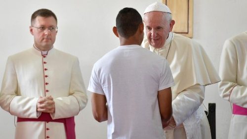 WYD Panama: Pope tells young detainees 'We are more than labels'