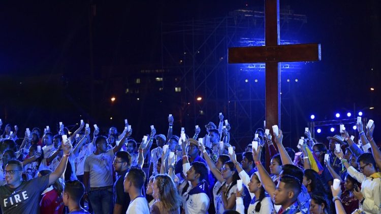 Way of the Cross attended by about 2 lakhs of Youth from all over the world