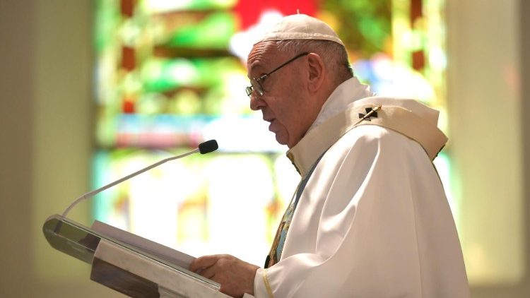 Papa celebra missa na Catedral de Cidade do Panamá