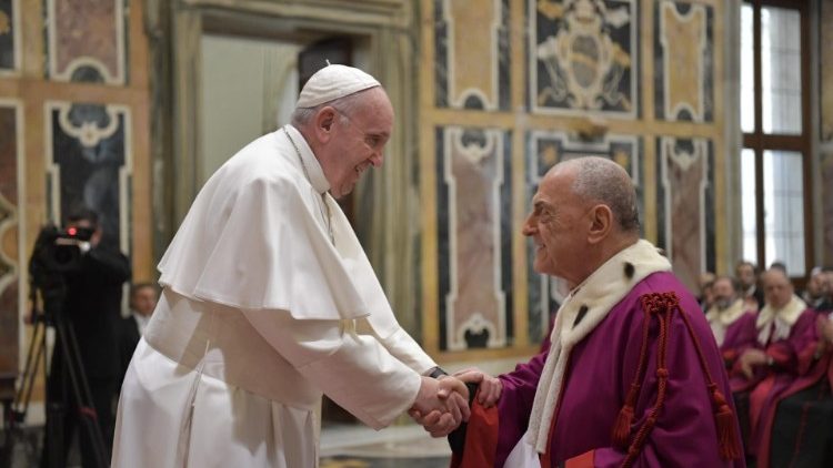 البابا فرنسيس يستقبل أعضاء محكمة الروتا الرومانية 29 كانون الثاني يناير 2019