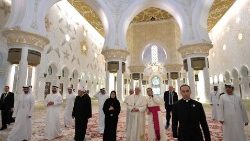 2019-02-03-viaggio-apostolico-emirati-arabi-u-1549292641293.JPG