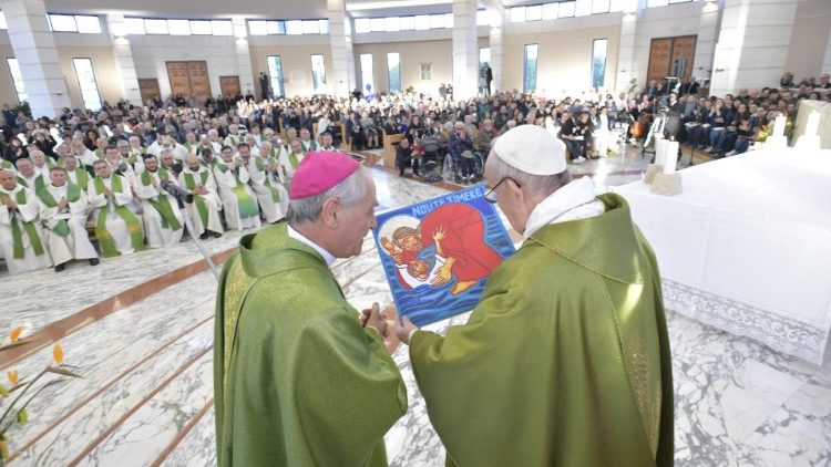 Påven under mässan i Sacrofano 