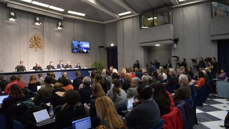 Großes mediales Interesse vor dem Kinderschutzgipfel im Vatikan: Pressekonferenz am Montag