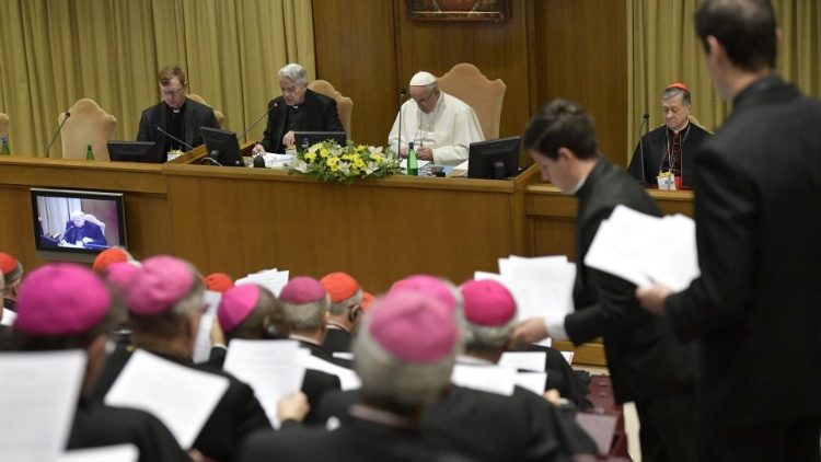 Le Pape ouvre les travaux de la Rencontre pour la protection des mineurs, jeudi 21 février 2019, en salle du Synode au Vatican. 