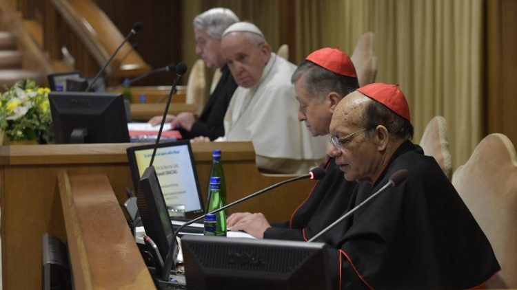 Kardinali indian Oswald Gracias në Takimin “Mbrojtja e të miturve në Kishë”
