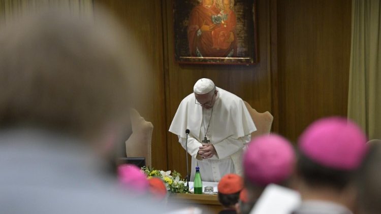 Molitvom je započeo treći dan susreta u Vatikanu o zaštiti maloljetnika u Crkvi