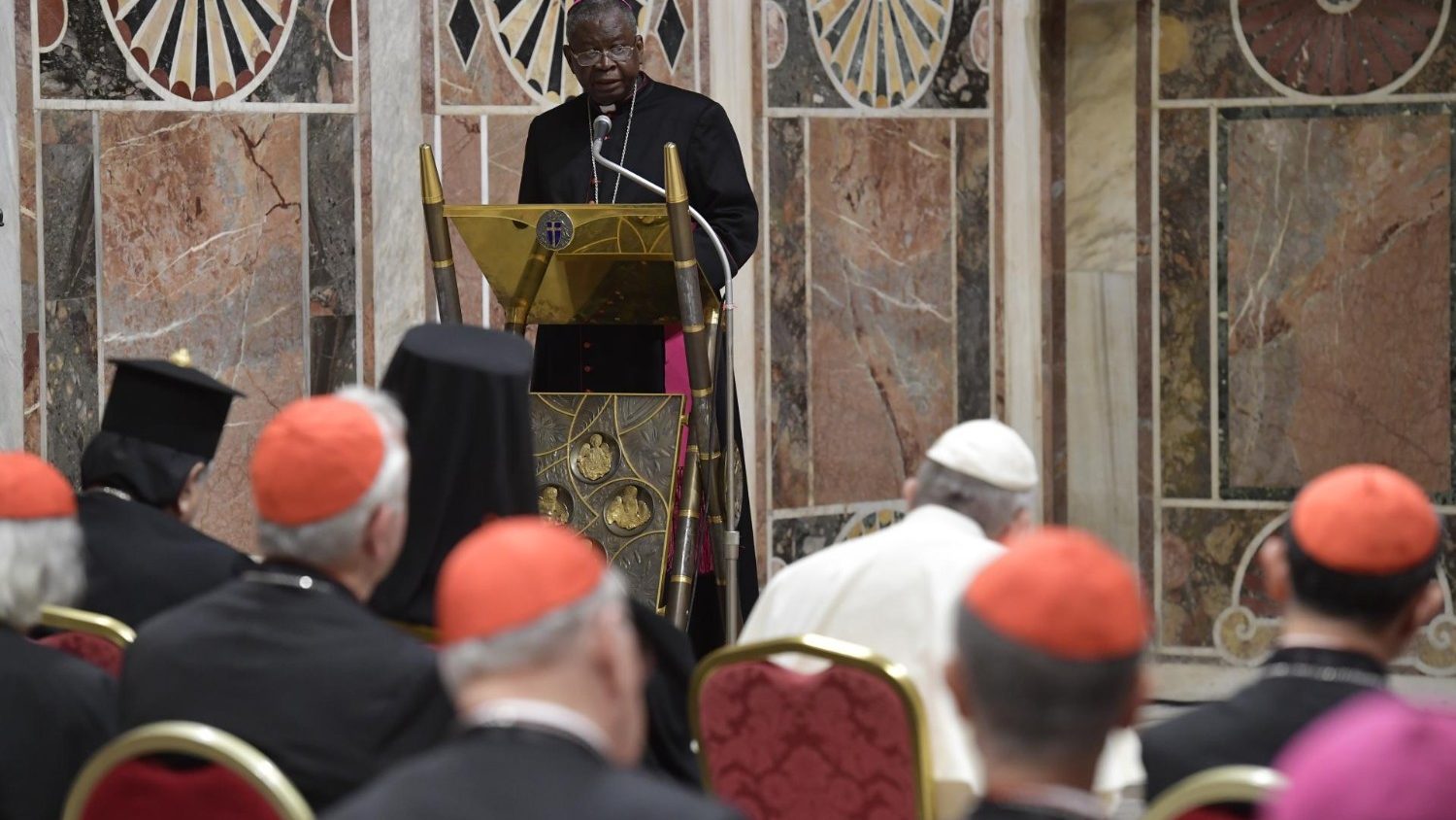 Kající liturgie: Obnovit narušenou důvěru a znovu získat své bratry