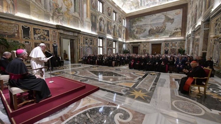教宗接見宗座生命科學院全體大會與會者