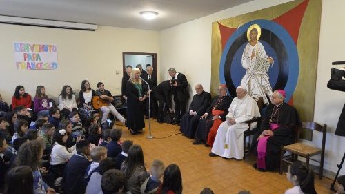Gli incontri del Papa a San Crispino: "Gesù dice sempre la verità"