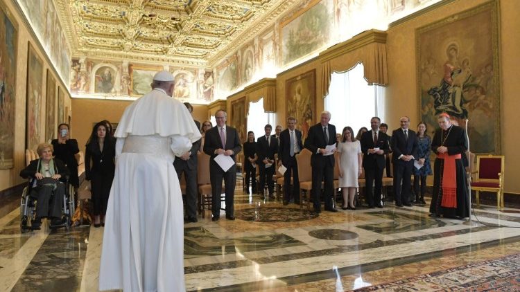 Påven tog emot American Jewish Committee på audiens