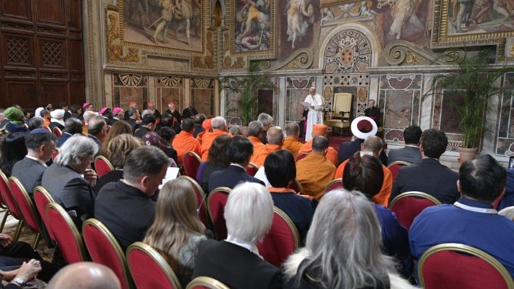 教皇フランシスコ、「宗教と持続可能な発展」をテーマとした国際会議の参加者と 2019年3月8日