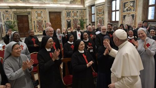 Pri pape?u kamilijanci: Pri?evati o Kristusovi usmiljeni ljubezni do bolnih