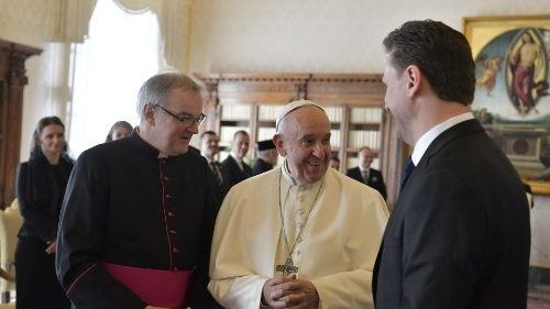Papst an Politiker: Einander kennen lernen als Basis für den Frieden