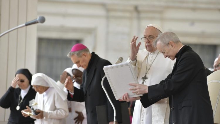 Papież przypomniał o mocnych więzach Polski z Watykanem