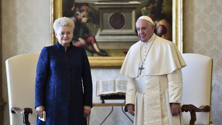 Папа падчас аўдыенцыі для Прэзідэнта Літвы