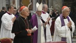 2019-03-29-celebrazione-penitenziale-1553875428435.JPG