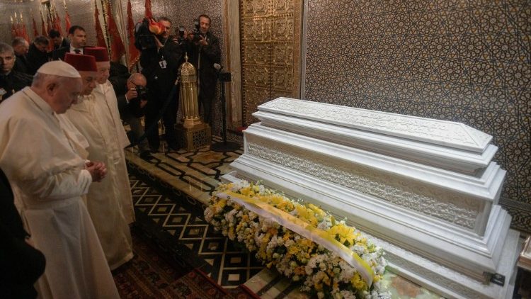 Il Papa al Mausoleo di Mohammed V