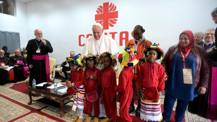 Papa Franjo tijekom susreta s migrantima u biskupijskom Caritasu u Rabatu (Maroko); 30. ožujka 2019.