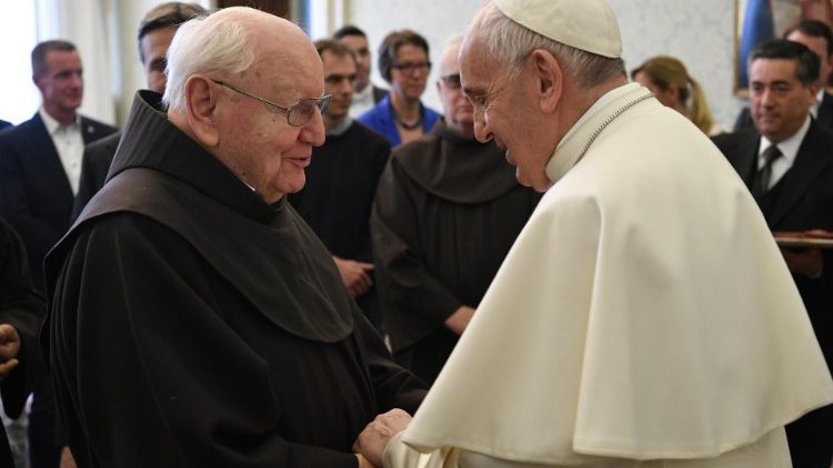 Pope meets with members of the Franciscan Mission Centre Foundation