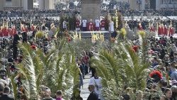 2019-04-14-celebrazione-messa-domenica-delle--1555229636726.JPG