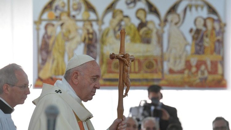 Le Pape François présidant la messe du Jeudi Saint à la prison de Velletri, le 18 avril 2019.