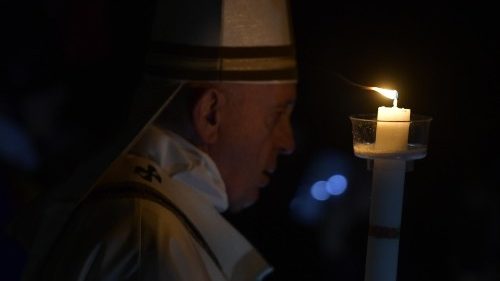 Påvens påskvaka: Låt oss inte begrava hoppet, nog med gravens psykologi