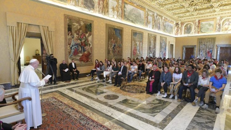 Папата сред младежите от диоцеза на Ер и Дакс, Франция