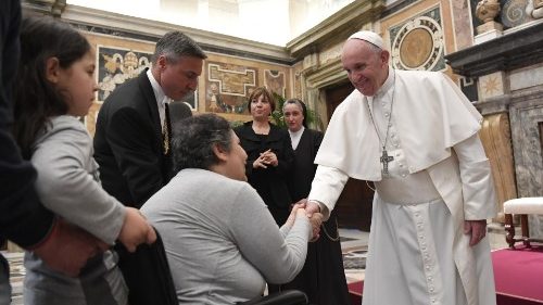 Papst ruft zu mehr Inklusion von Menschen mit Behinderungen auf